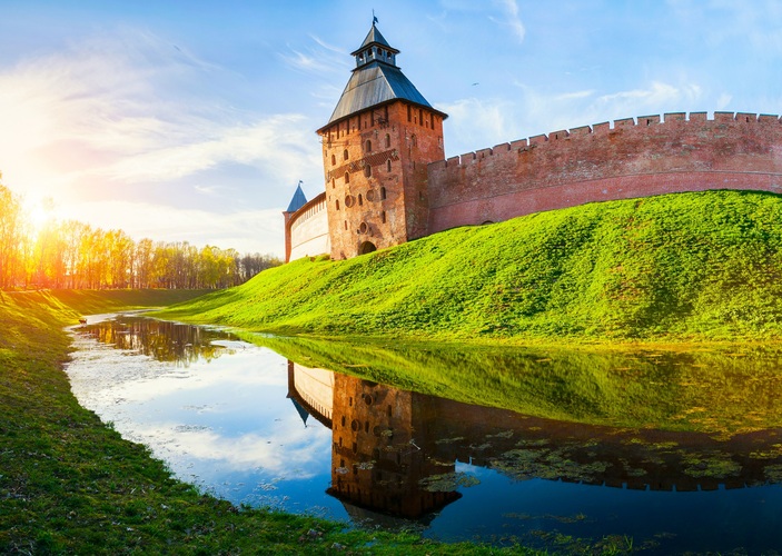 Velikiy Novgorod city tour. Book tours in Russian towns online.